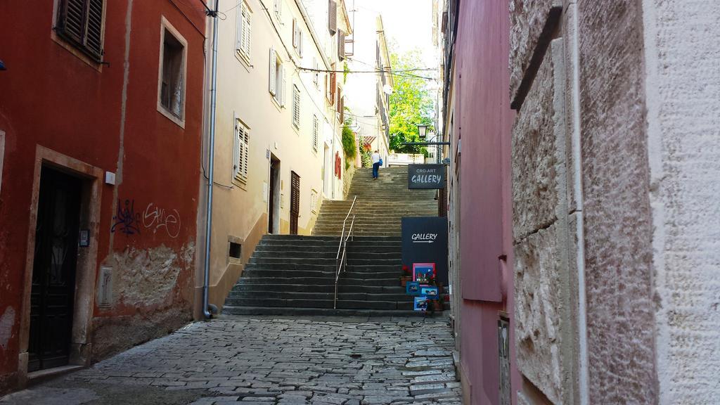 Apartment Asja Old City Center Pula Exterior foto
